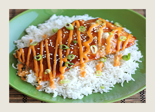 teriyaki-salmon-with-sriracha-cream-sauce