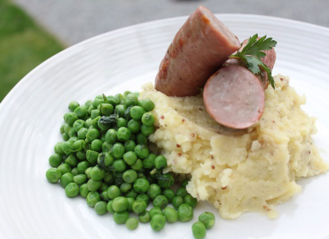 bangers and mash with not so mushy peas