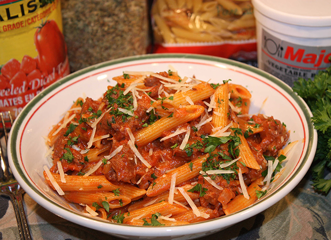 chef dezs famous sausage and fennel pasta