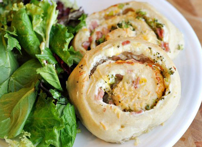 child pleasing pizza rolls