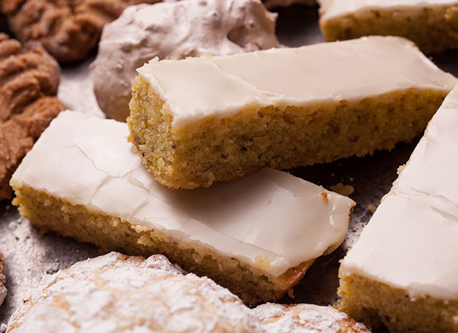 cinnamon zucchini bars