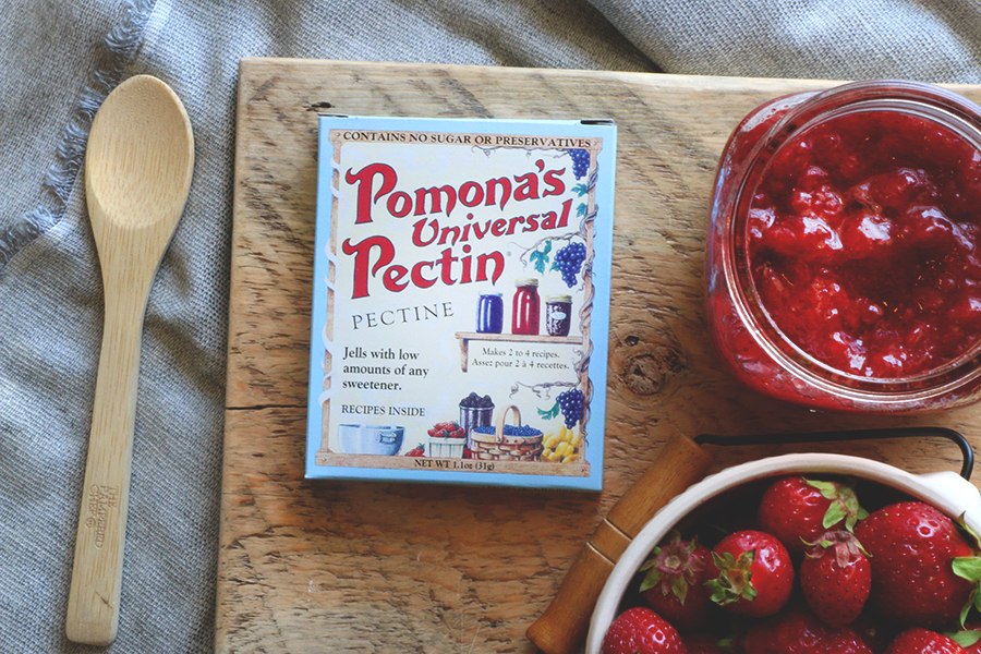 Making Jam with Less Sugar, Made Possible with Pomona's Pectin! Lepp