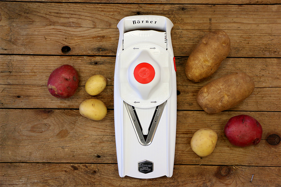 decspecials-charsfavthings-mandoline-lowres