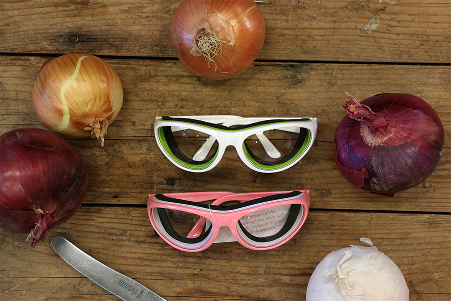 decspecials-charsfavthings-oniongoggles-lowres