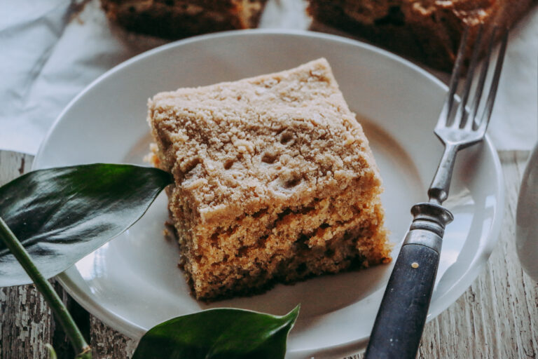 Oma Klassen’s Crumb Cake