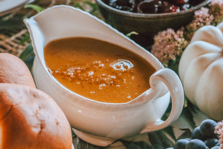 Char’s Make Ahead Turkey Gravy