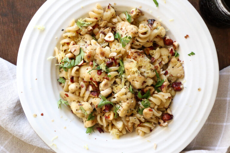 Pasta with Seared Cauliflower and Garlic