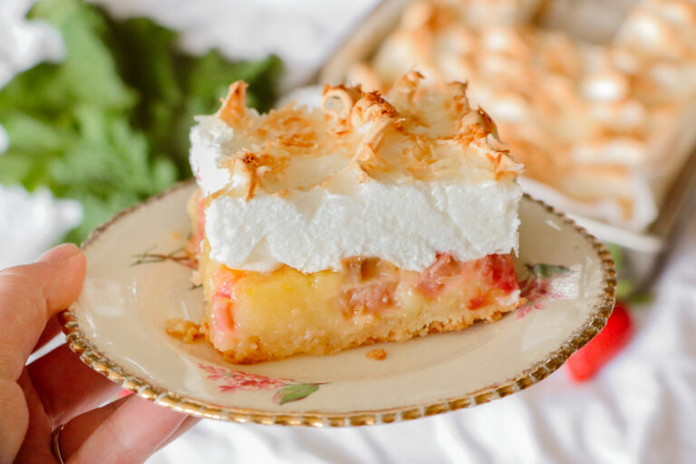 Rhubarb Meringue Bars
